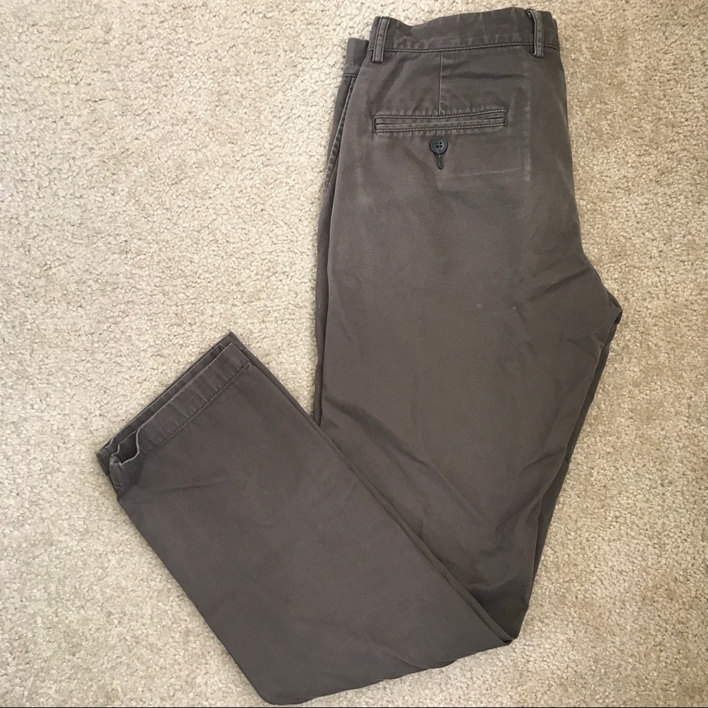 Club Monaco Davis Slim Fit Chinos
